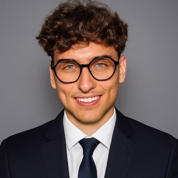 Raphael B. 2026 cadré